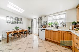 Photo 11- click for photo gallery